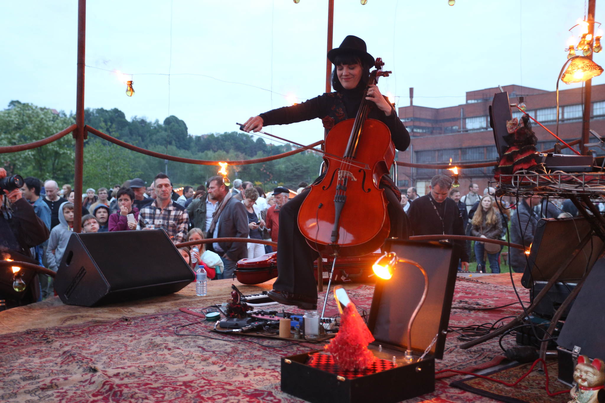 Cabanes festival de moselle 25 17851877080 o