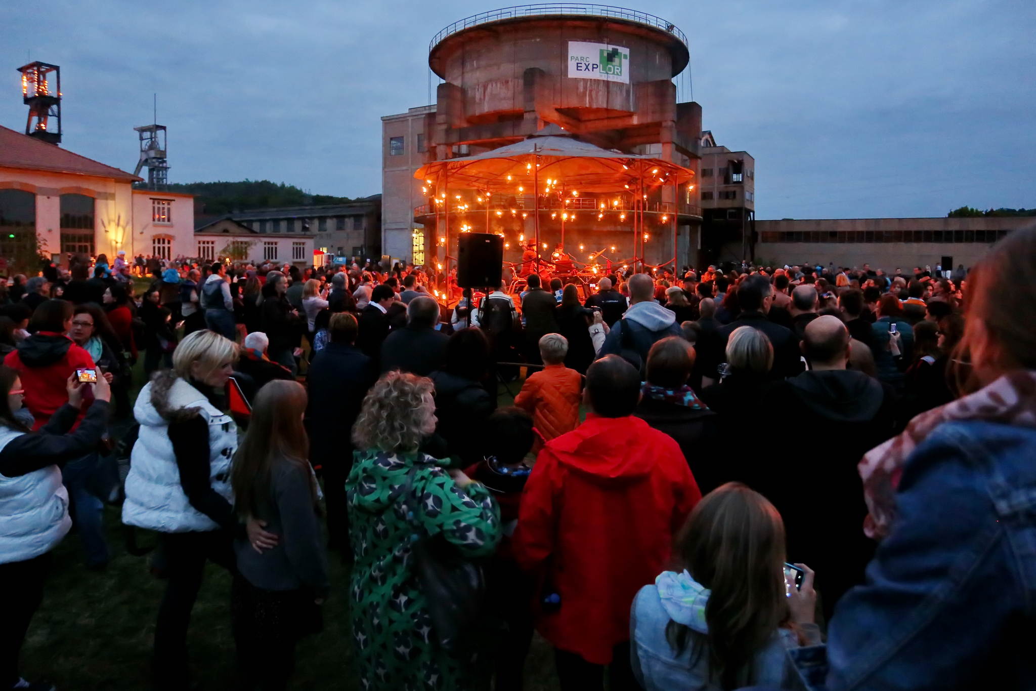 Cabanes festival de moselle 33 17851939090 o