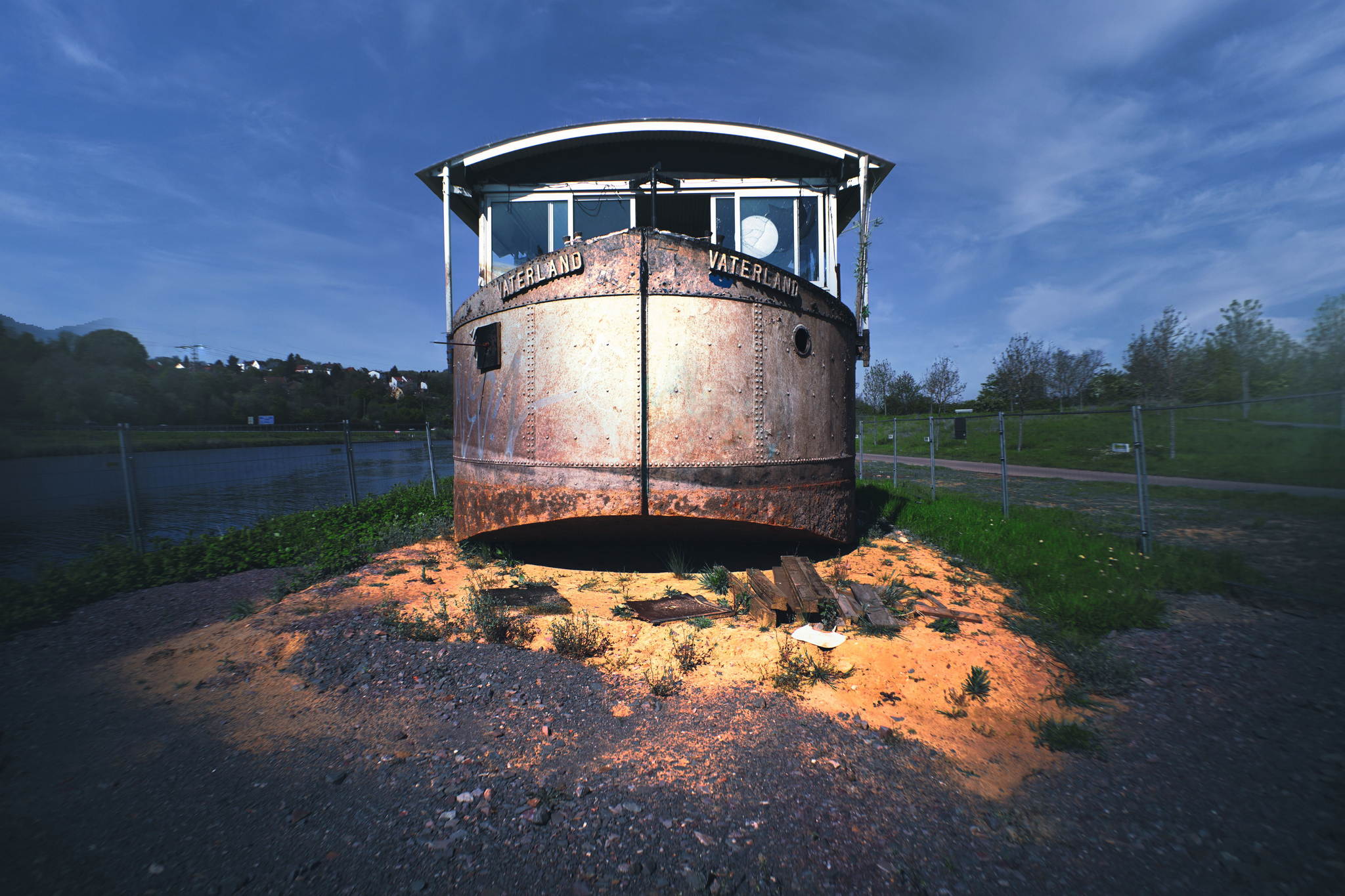 Vaterland ist nicht abgebrannt   funleader 18mm 52038643644 o