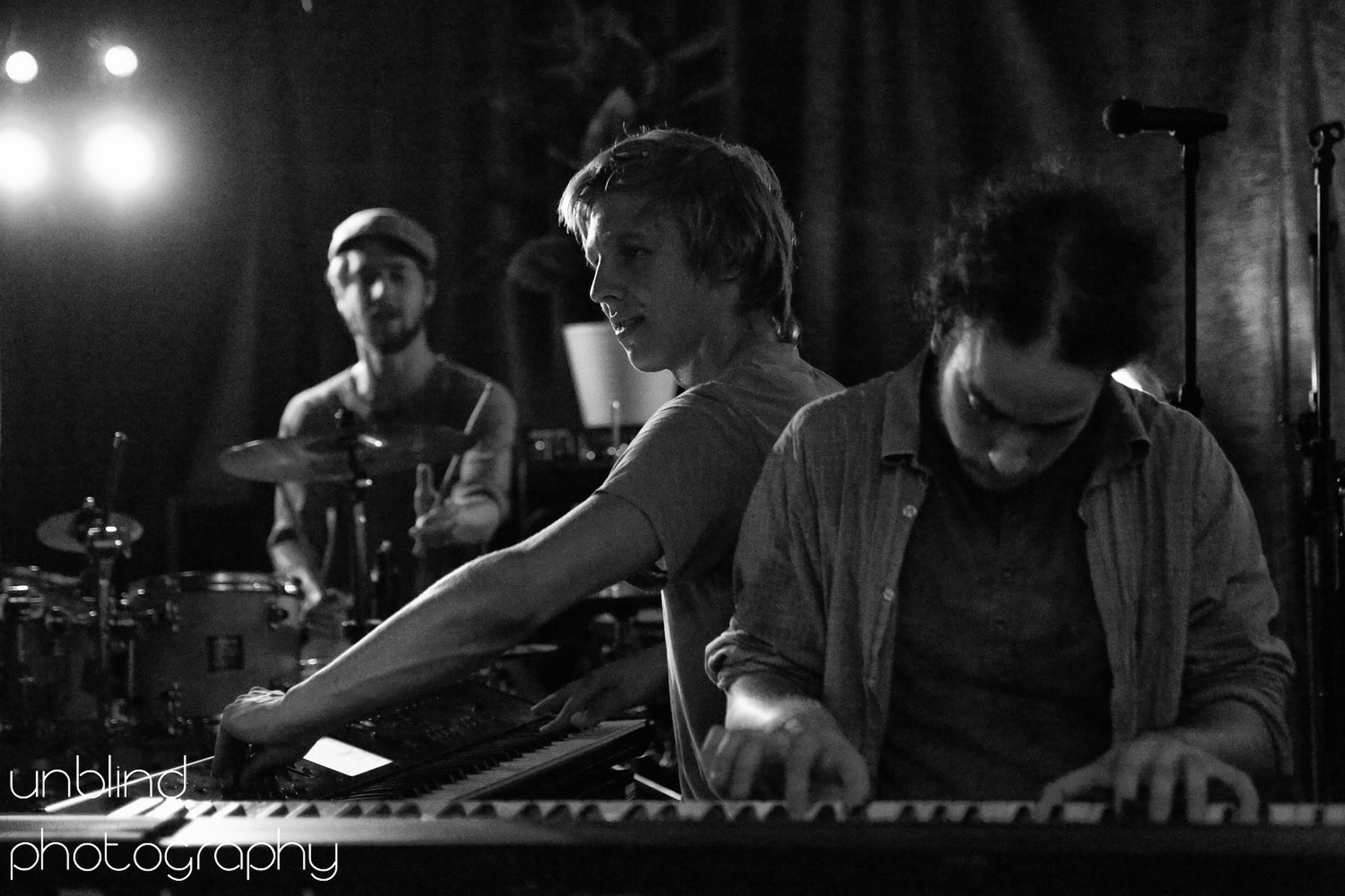 Web unb 5841 14446555600 o