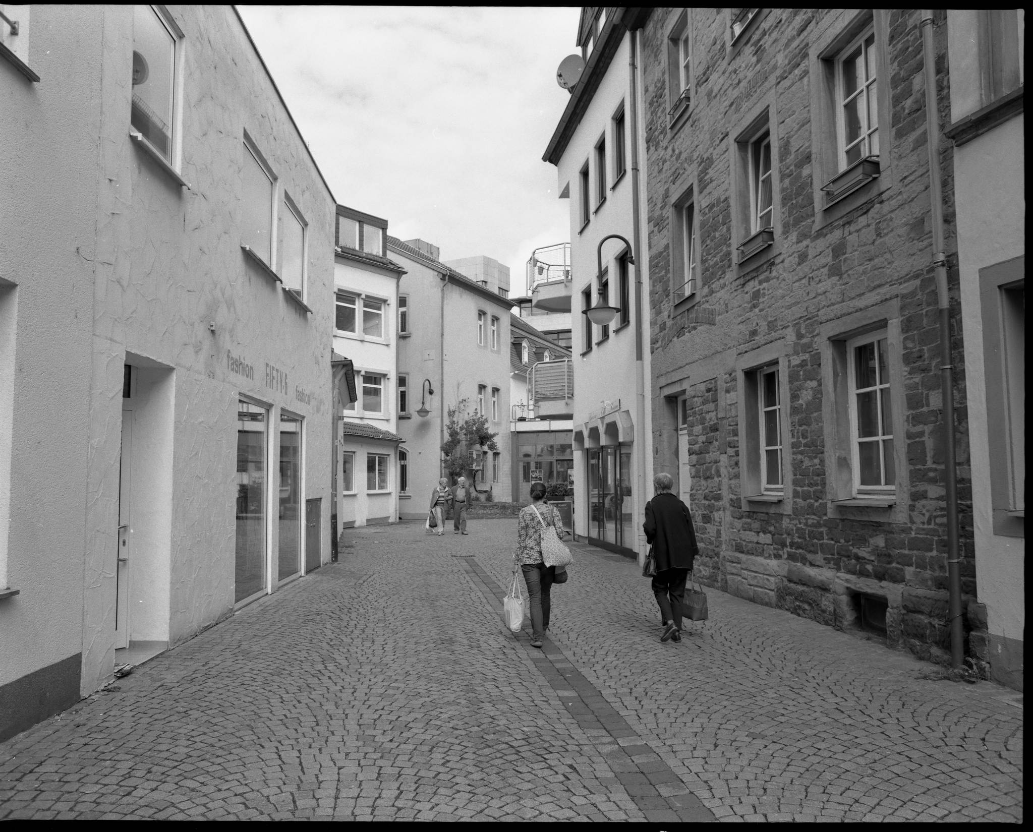 2017 05 13 pentax 6x7 07 34596777976 o