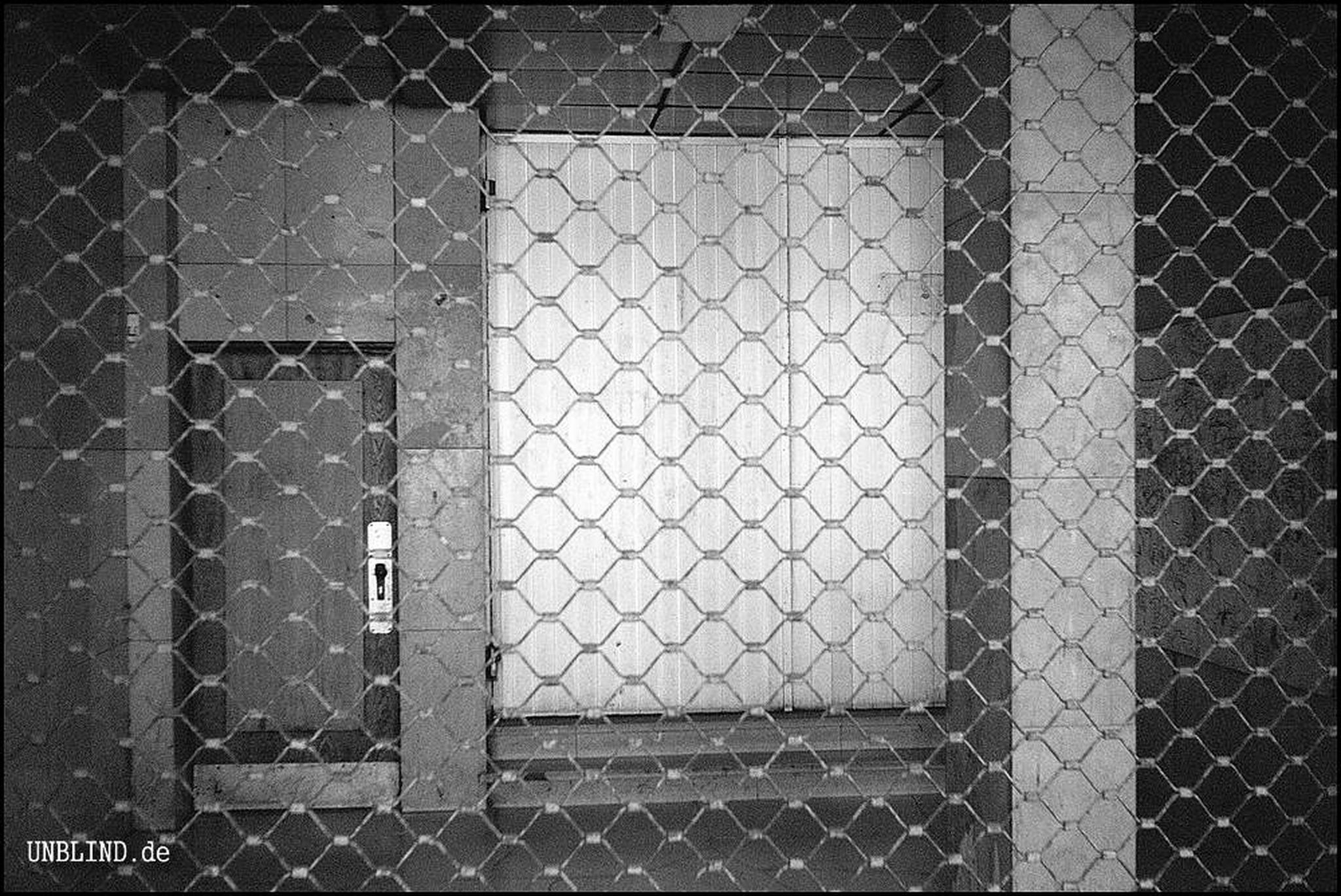 Web scan 110504 0015 9187563142 o