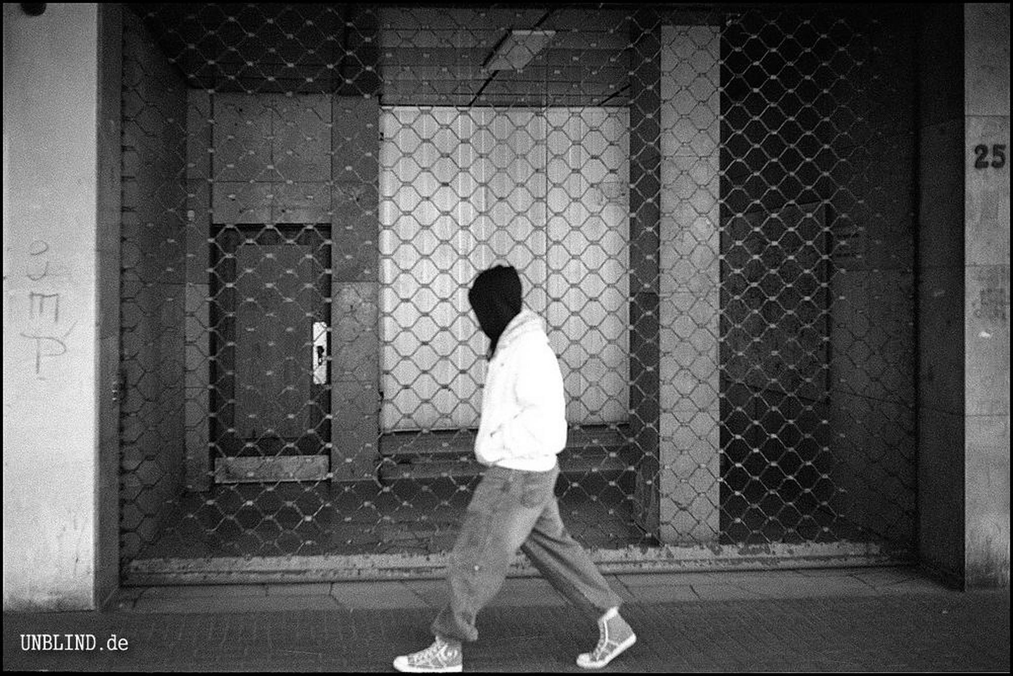 Web scan 110504 0016 9187562330 o