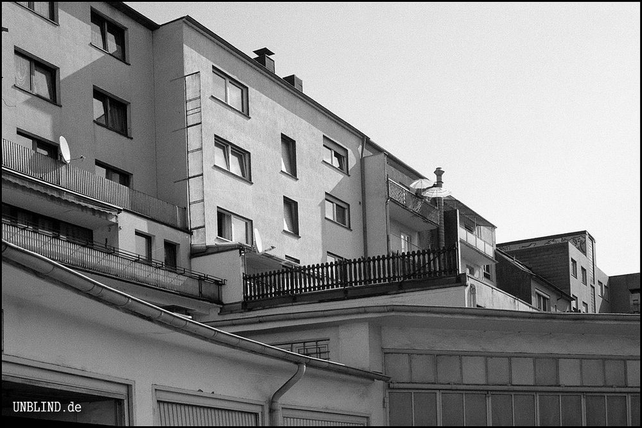 Web scan 110504 0022 9187559940 o