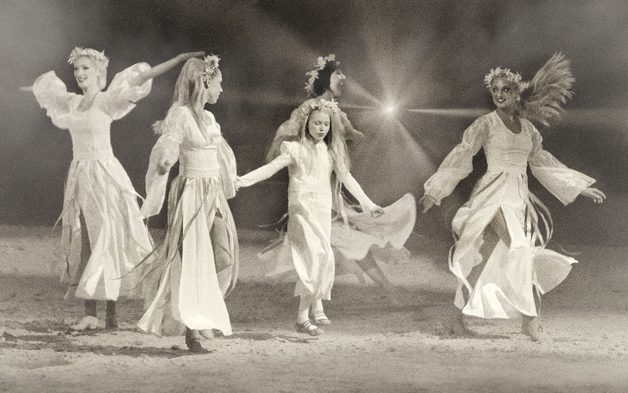 01 Tanzer Laura Halla 0729aa