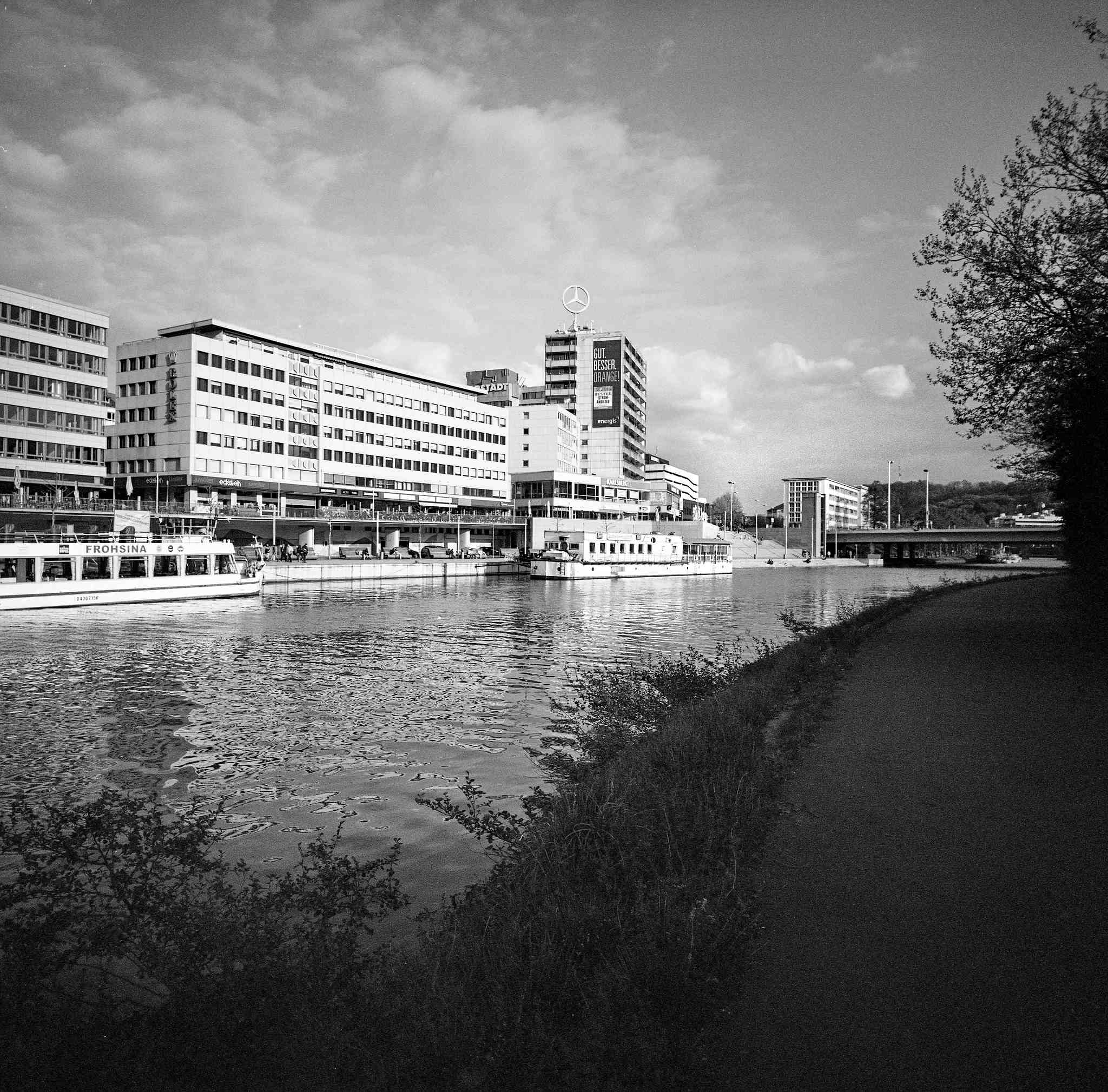 2014 04 14 lomo 09 33899718272 o