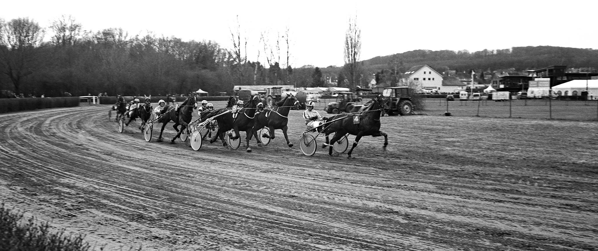 2018 04 02 holga pan 6x12 10 03 27329399688 o