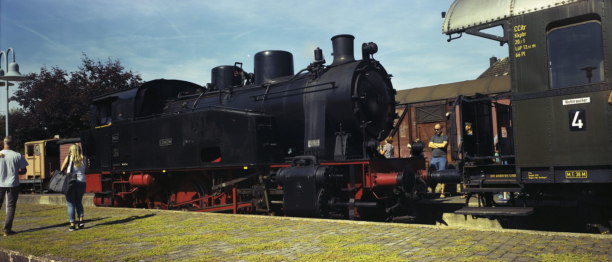 2018 09 16 holga portra400  11 44780896311 o