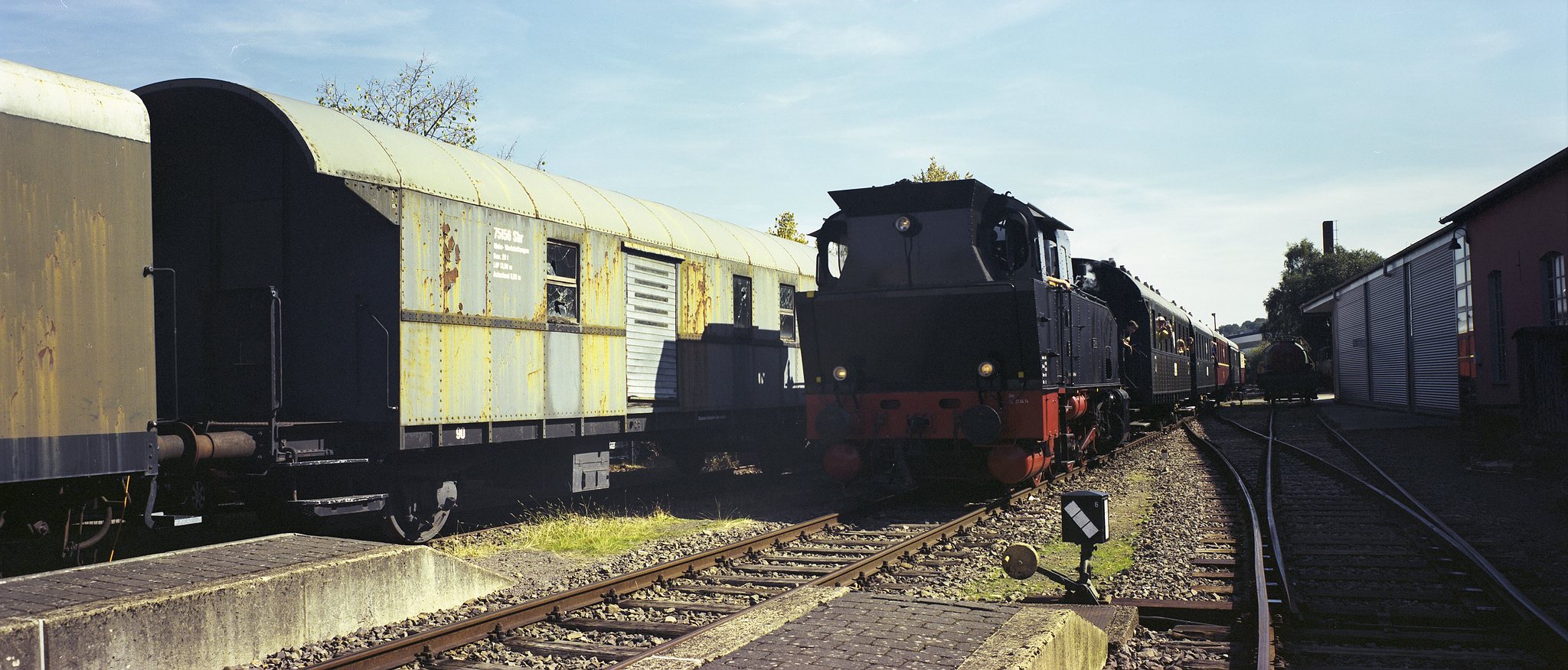 2018 09 16 holga portra400  12 42970079260 o