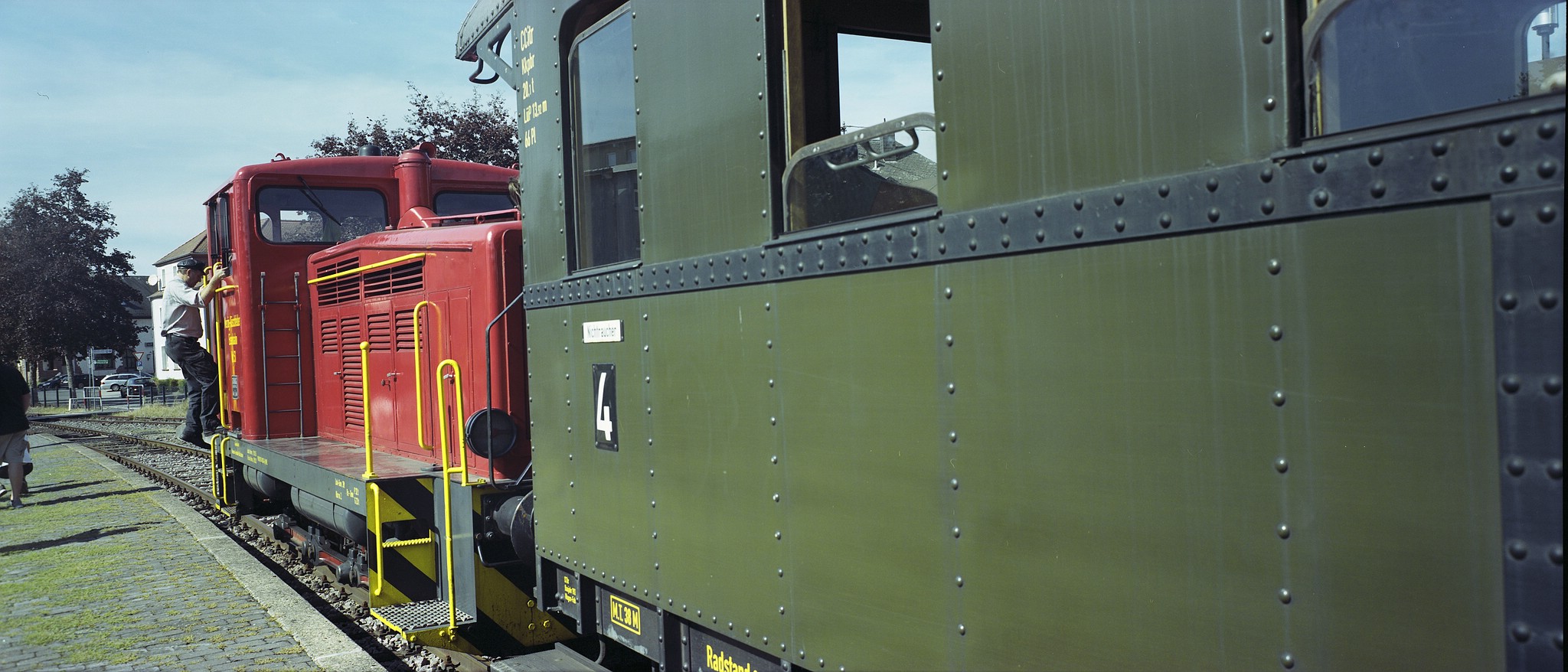 2018 09 16 holga portra400  9 30910003828 o