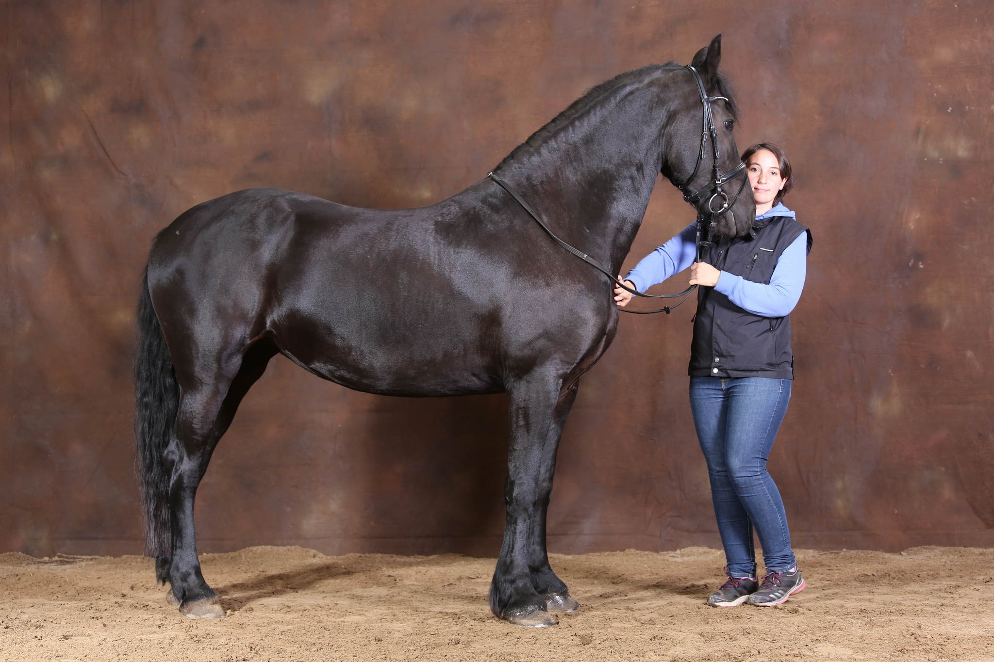 Ur4a1010 22012638482 o