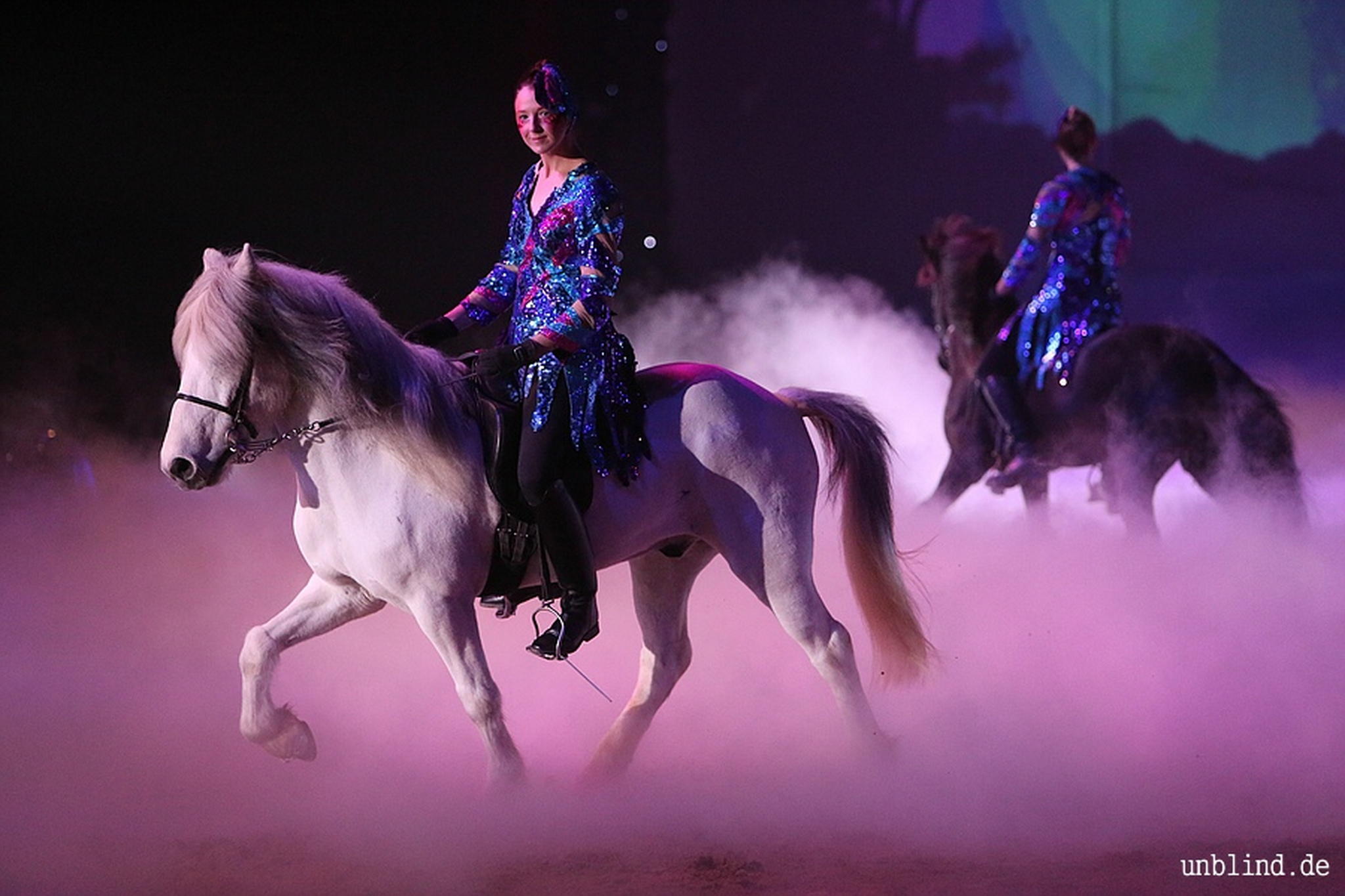 Web 124 08 unb 2213 9187111676 o