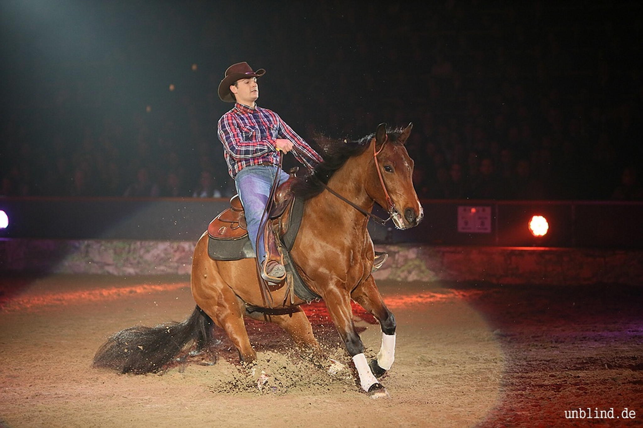 Web 141 09 unb 0553 9184659935 o