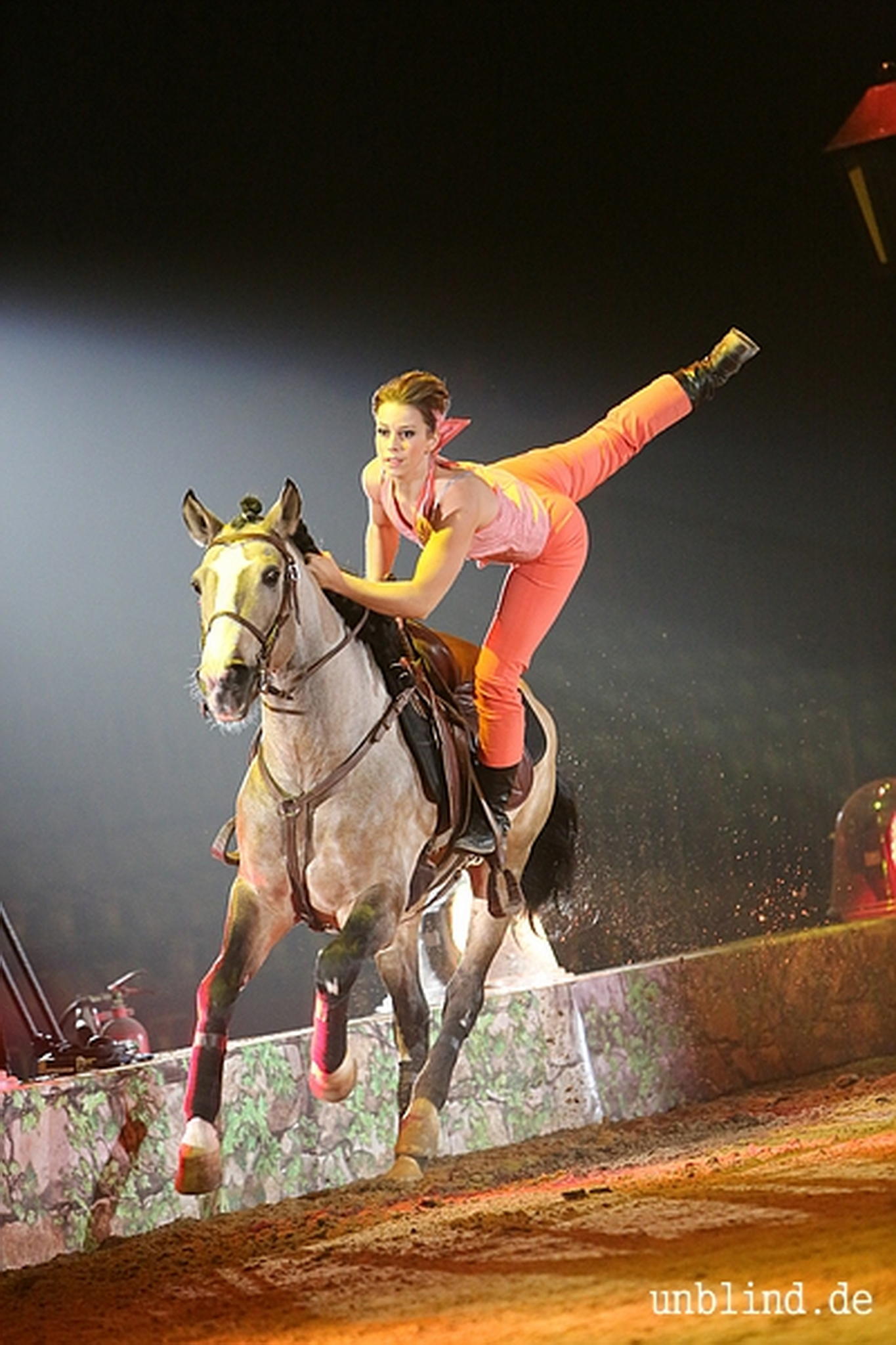 Web 168 12 unb 2700 9187083440 o