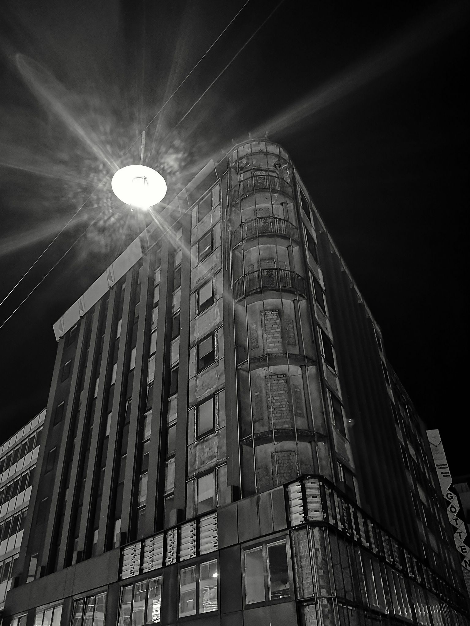 Building 48810385426 o