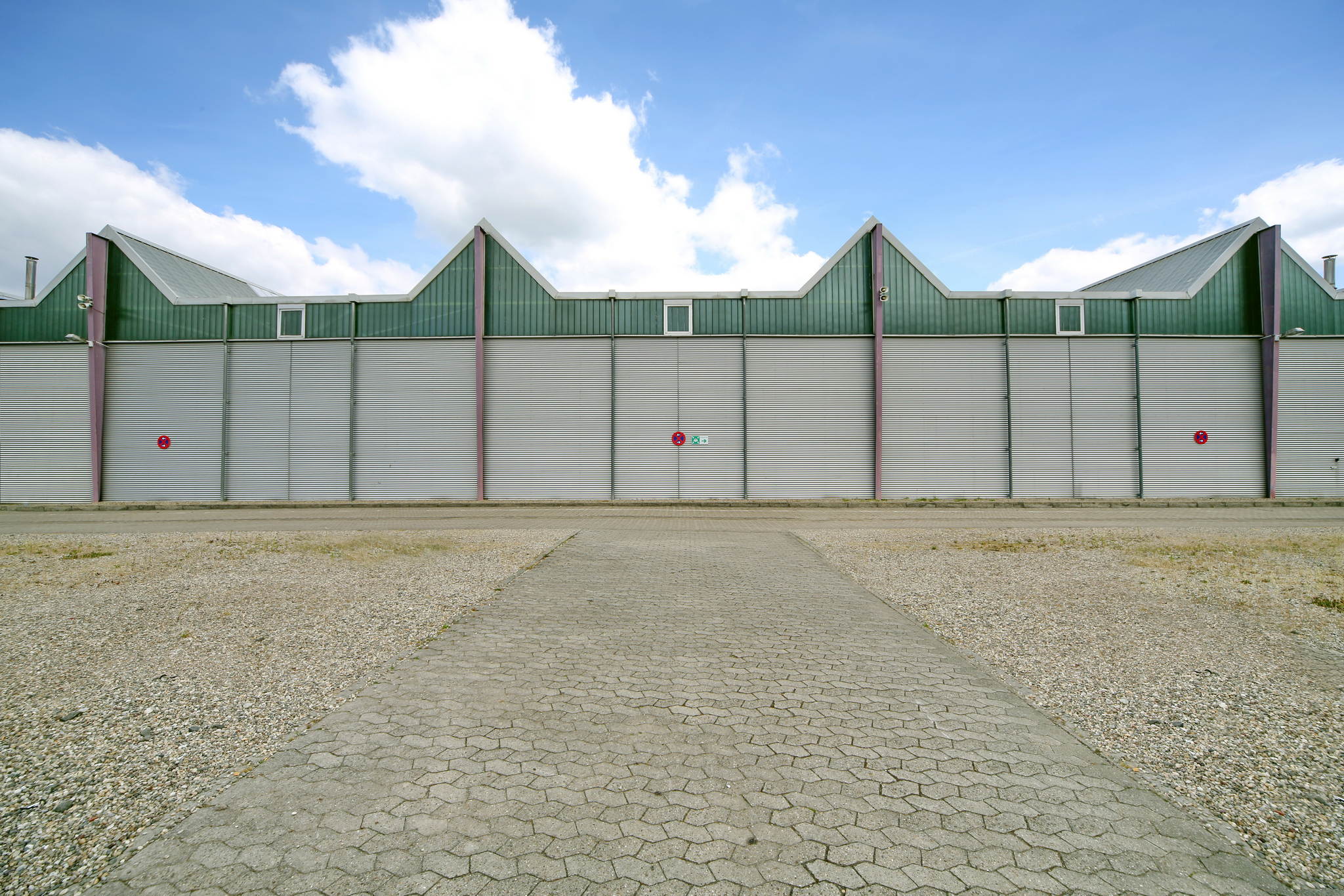 Halle 7 14540988723 o