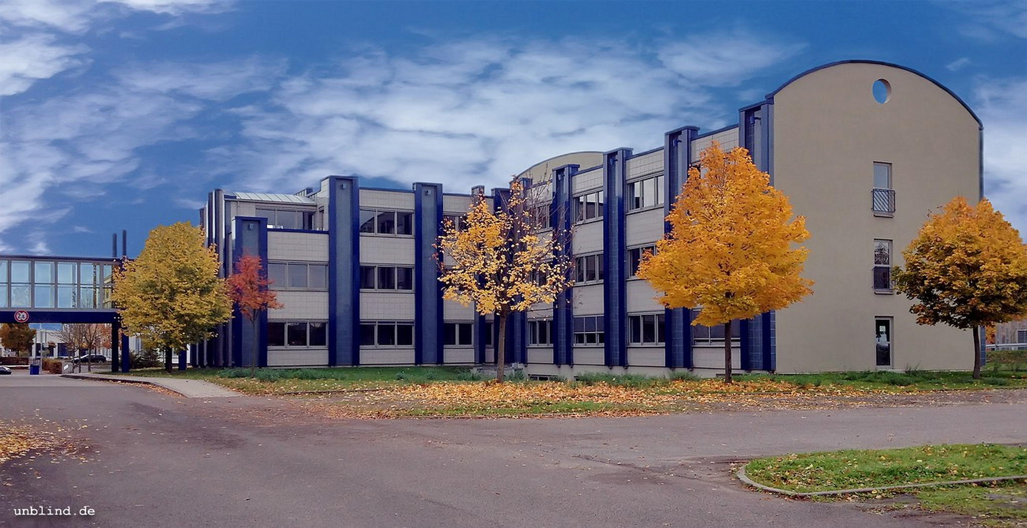 Herbst in der stadt 8113609841 o