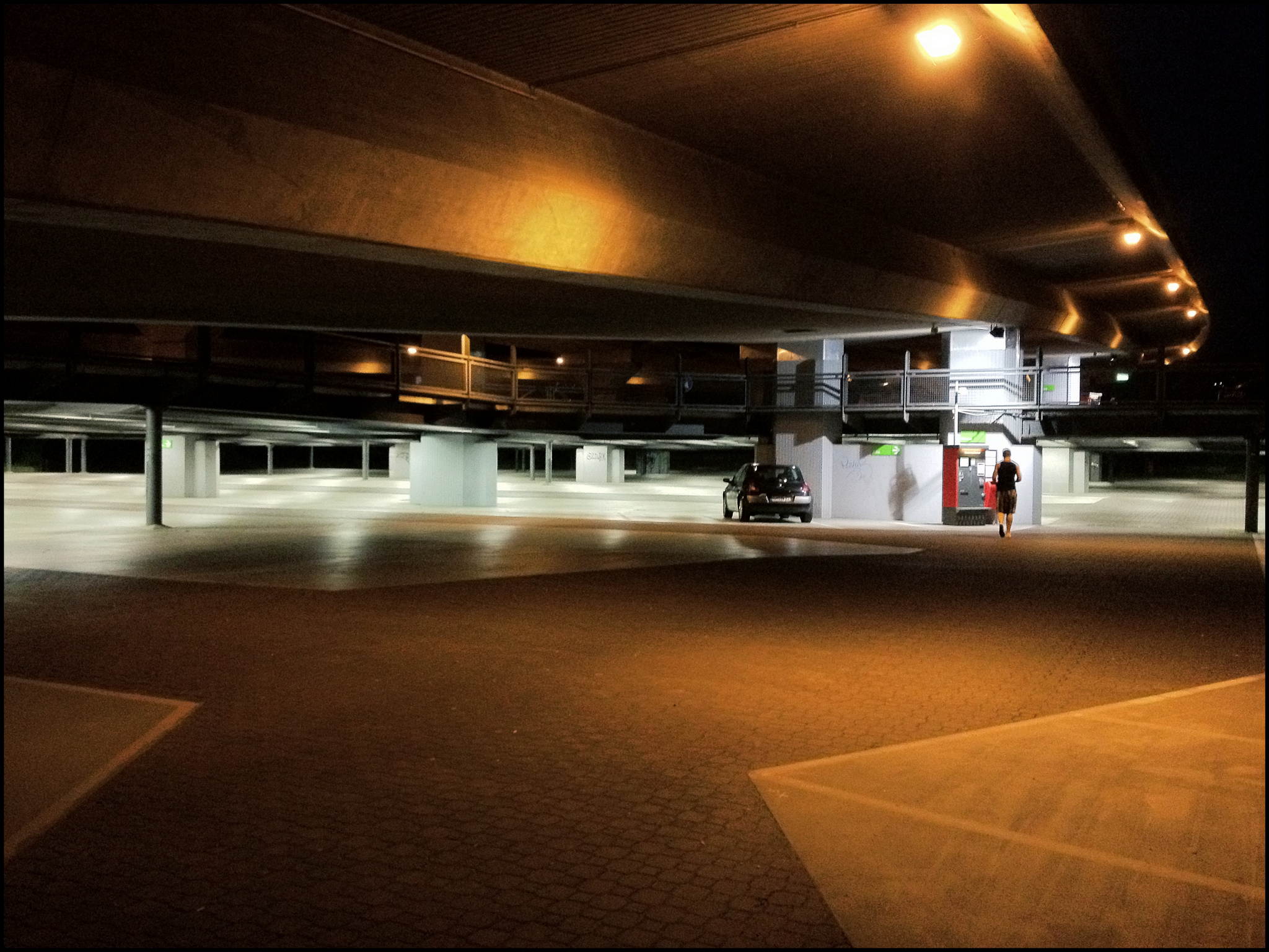 Parking 7589086944 o